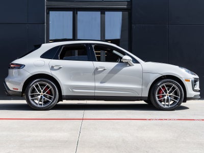2024 Porsche Macan Macan S