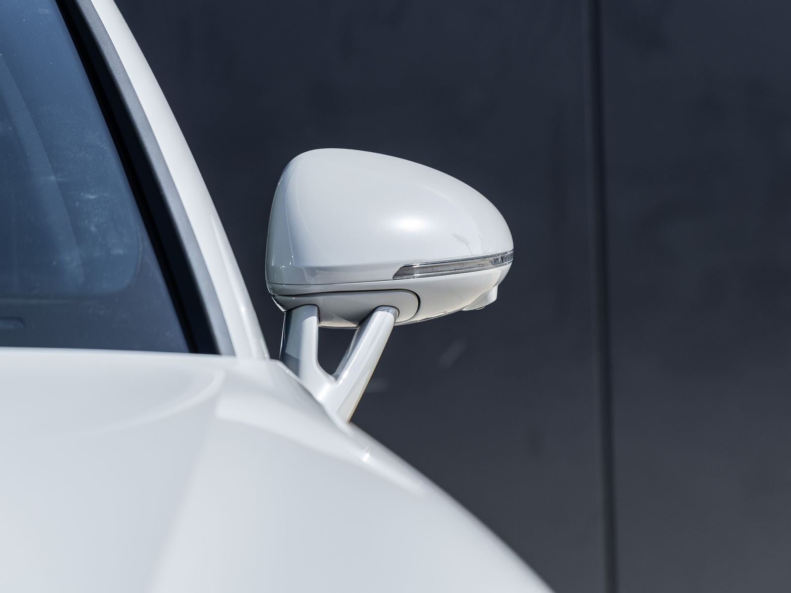 2024 Porsche Macan Macan S