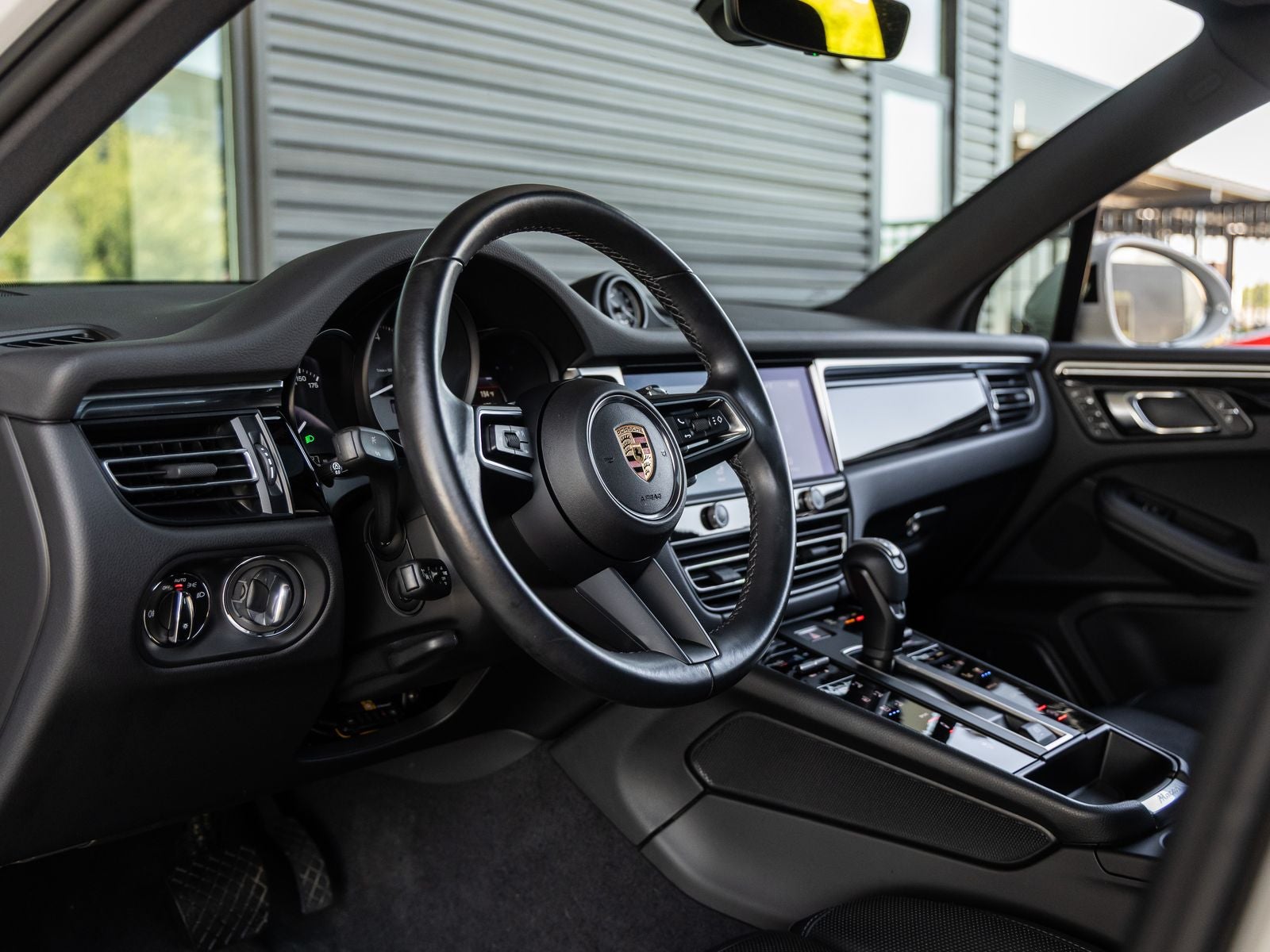 2024 Porsche Macan Macan S