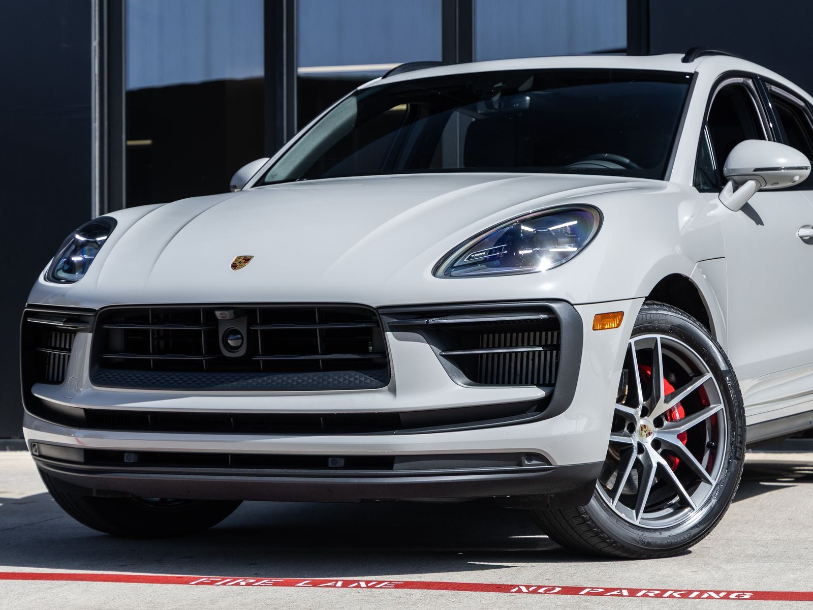 2024 Porsche Macan Macan S
