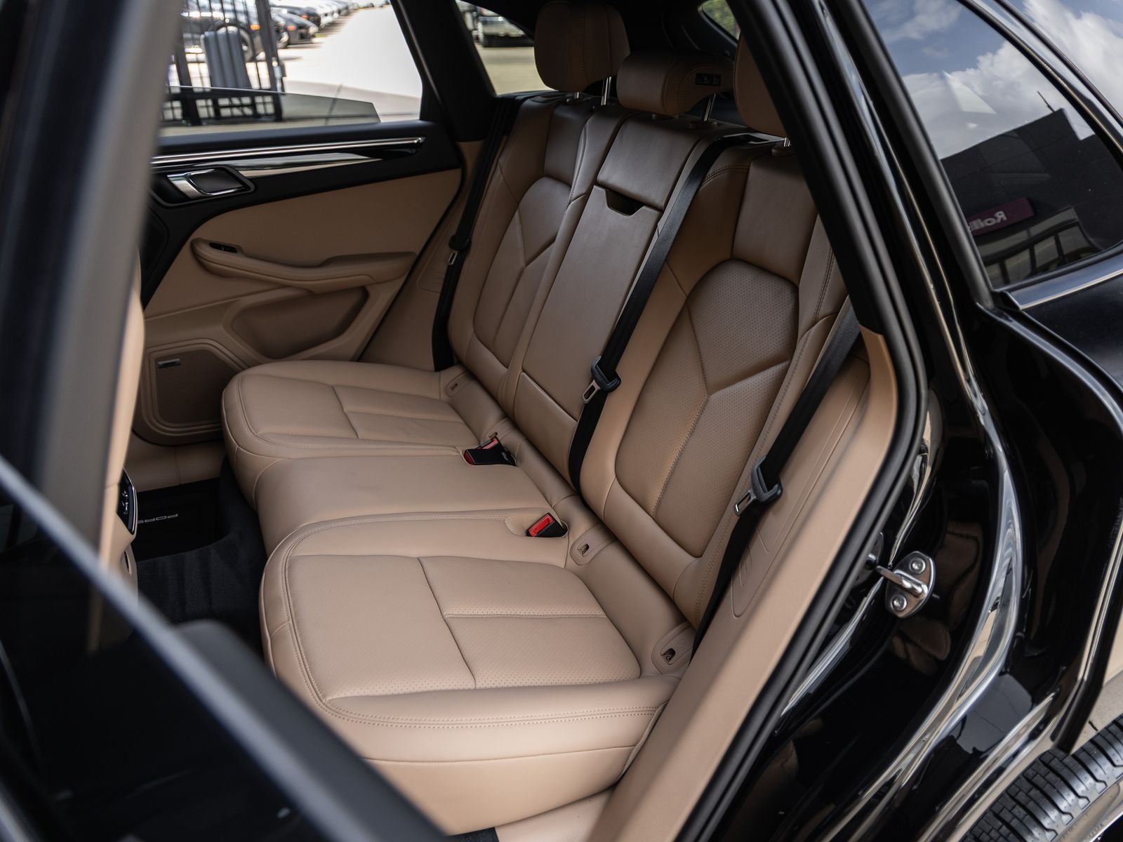 2025 Porsche Macan S