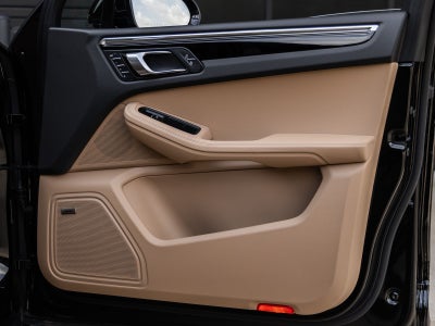 2025 Porsche Macan S