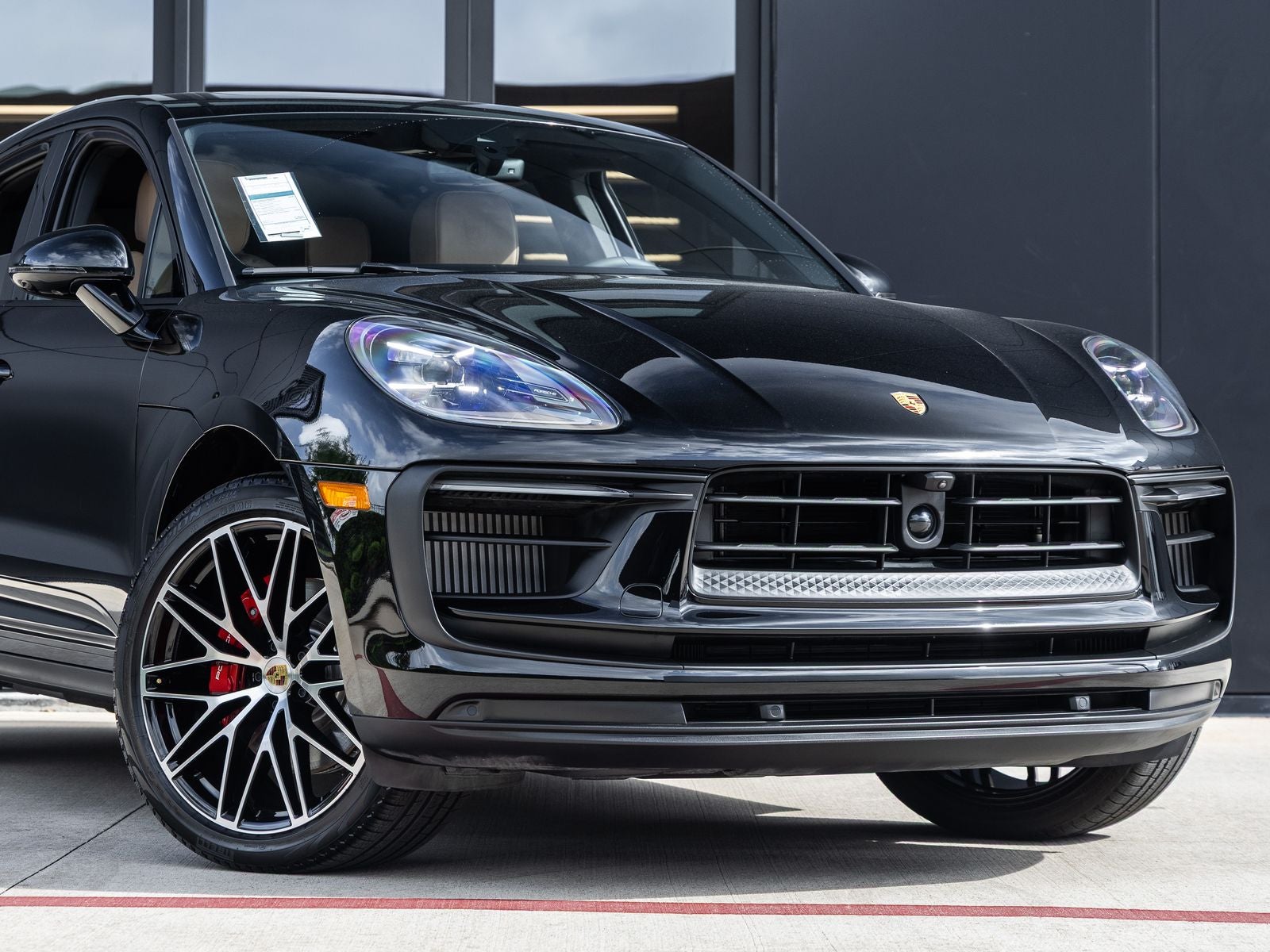2025 Porsche Macan S