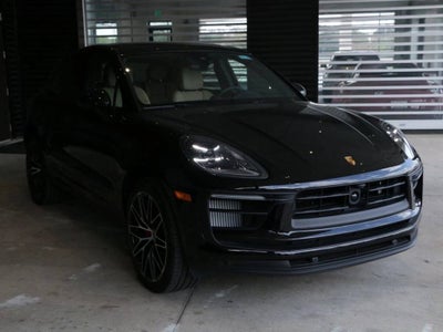 2025 Porsche Macan S