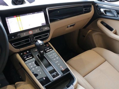 2025 Porsche Macan S