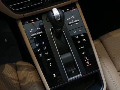 2025 Porsche Macan S