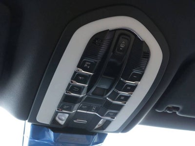 2025 Porsche Macan S