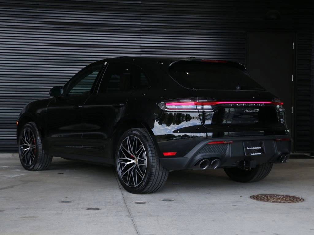 2025 Porsche Macan S