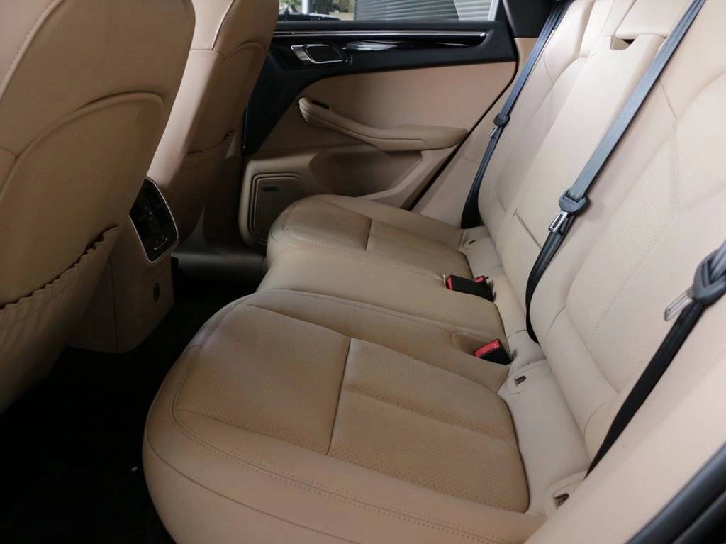 2025 Porsche Macan S