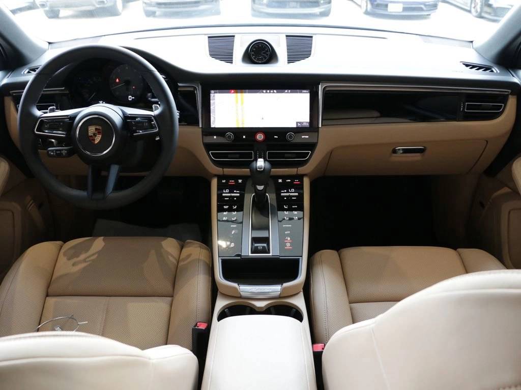 2025 Porsche Macan S