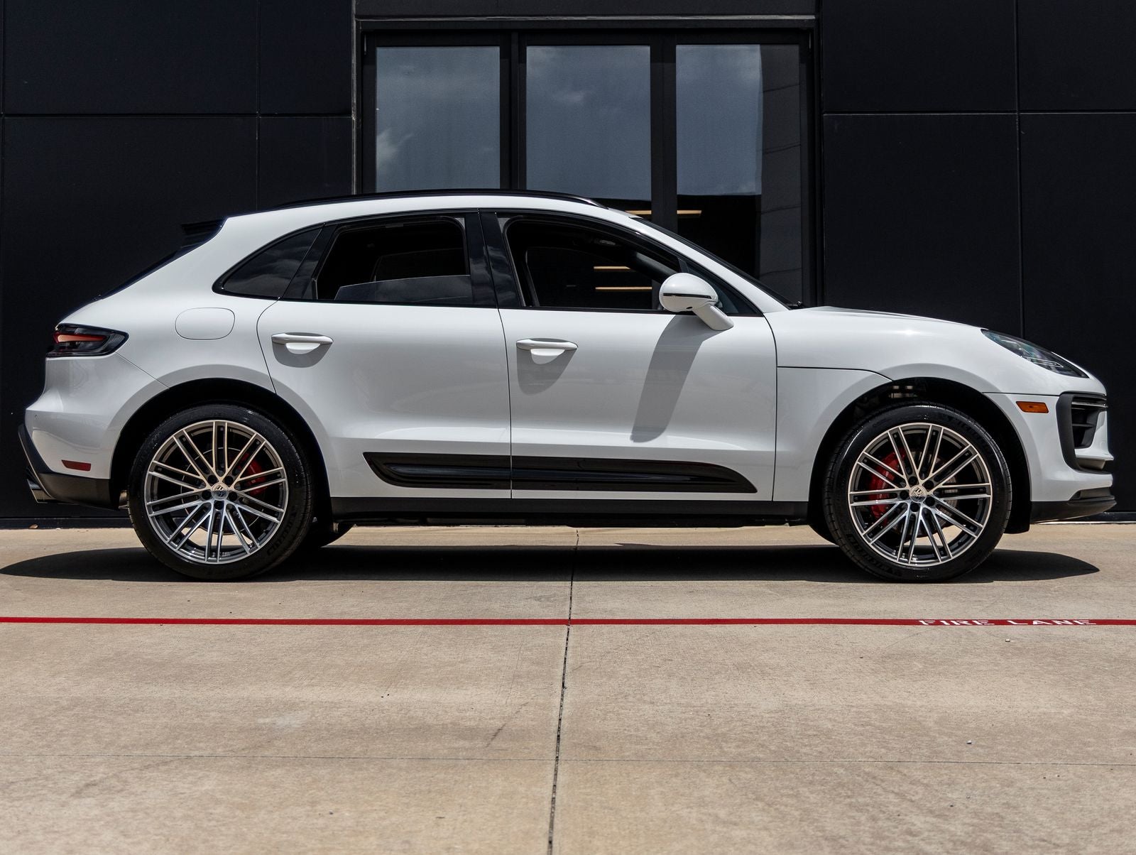 2026 Porsche Macan S
