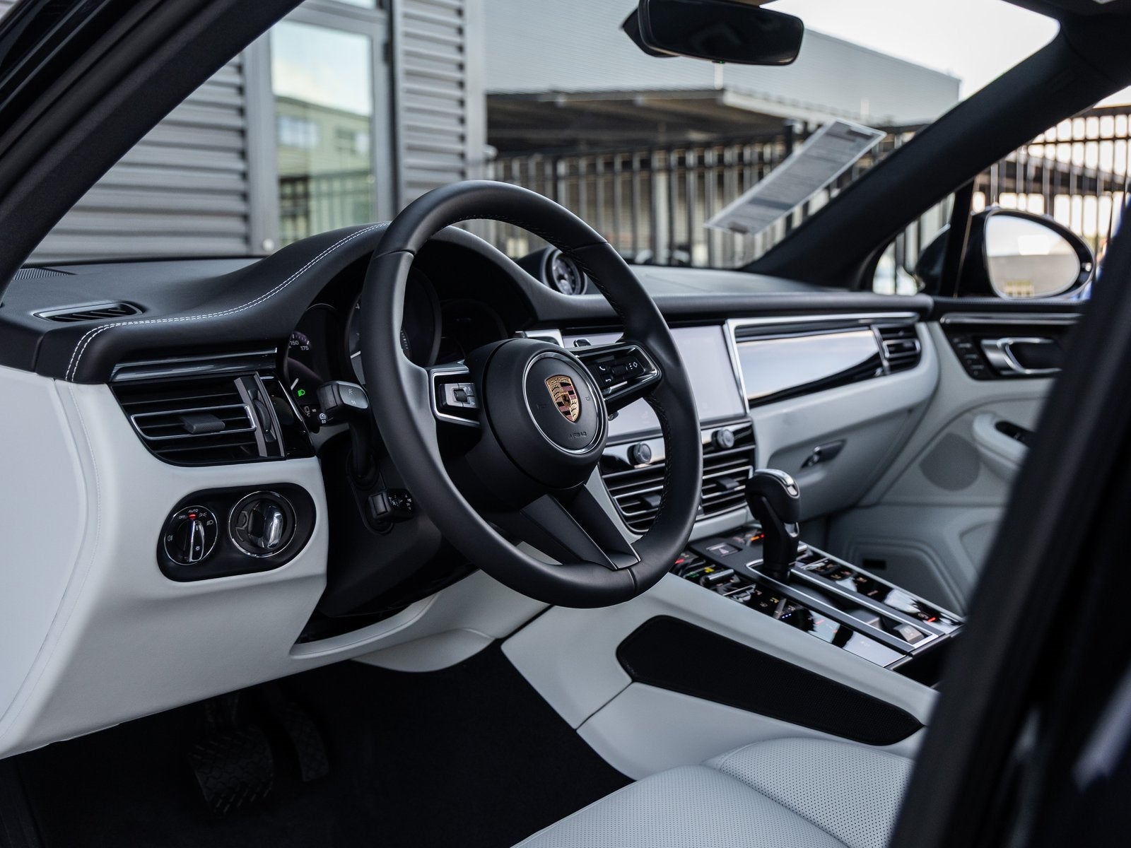 2026 Porsche Macan Macan S