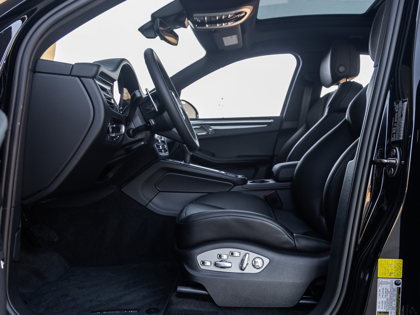 2026 Porsche Macan Macan S