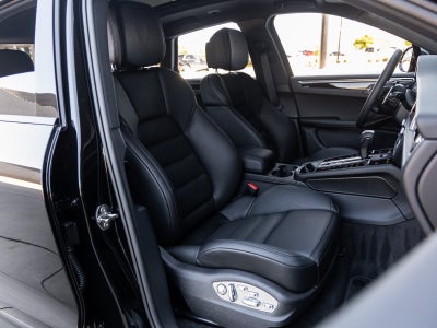 2026 Porsche Macan Macan S