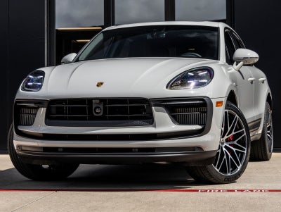2026 Porsche Macan Macan S