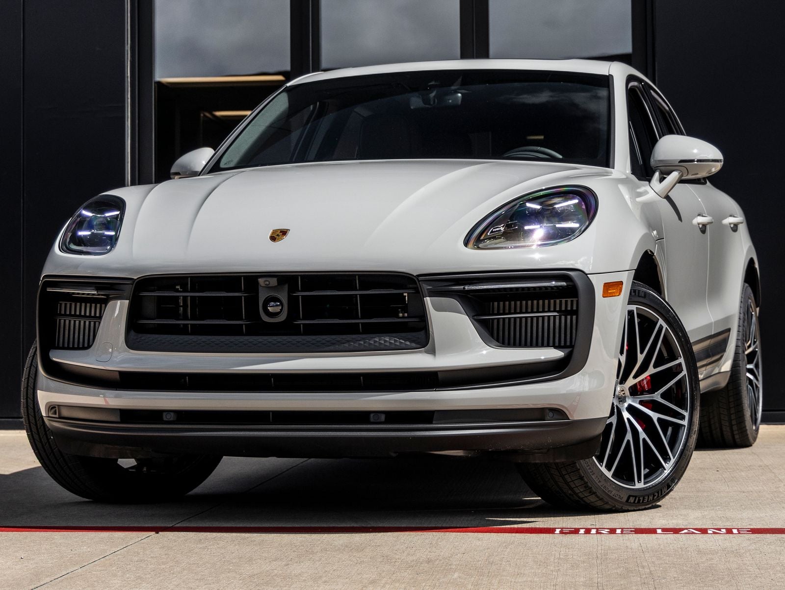 2026 Porsche Macan Macan S
