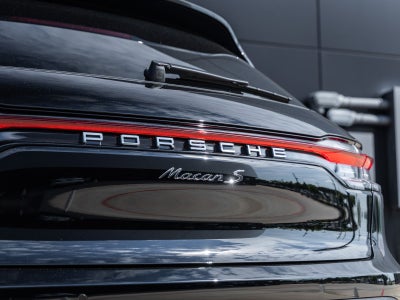 2026 Porsche Macan Macan S