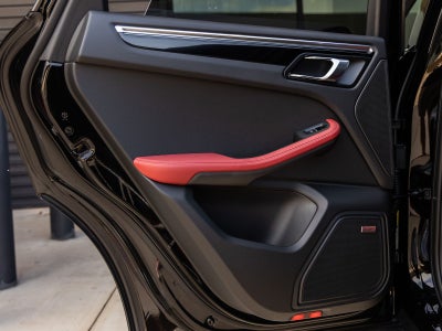 2026 Porsche Macan Macan S