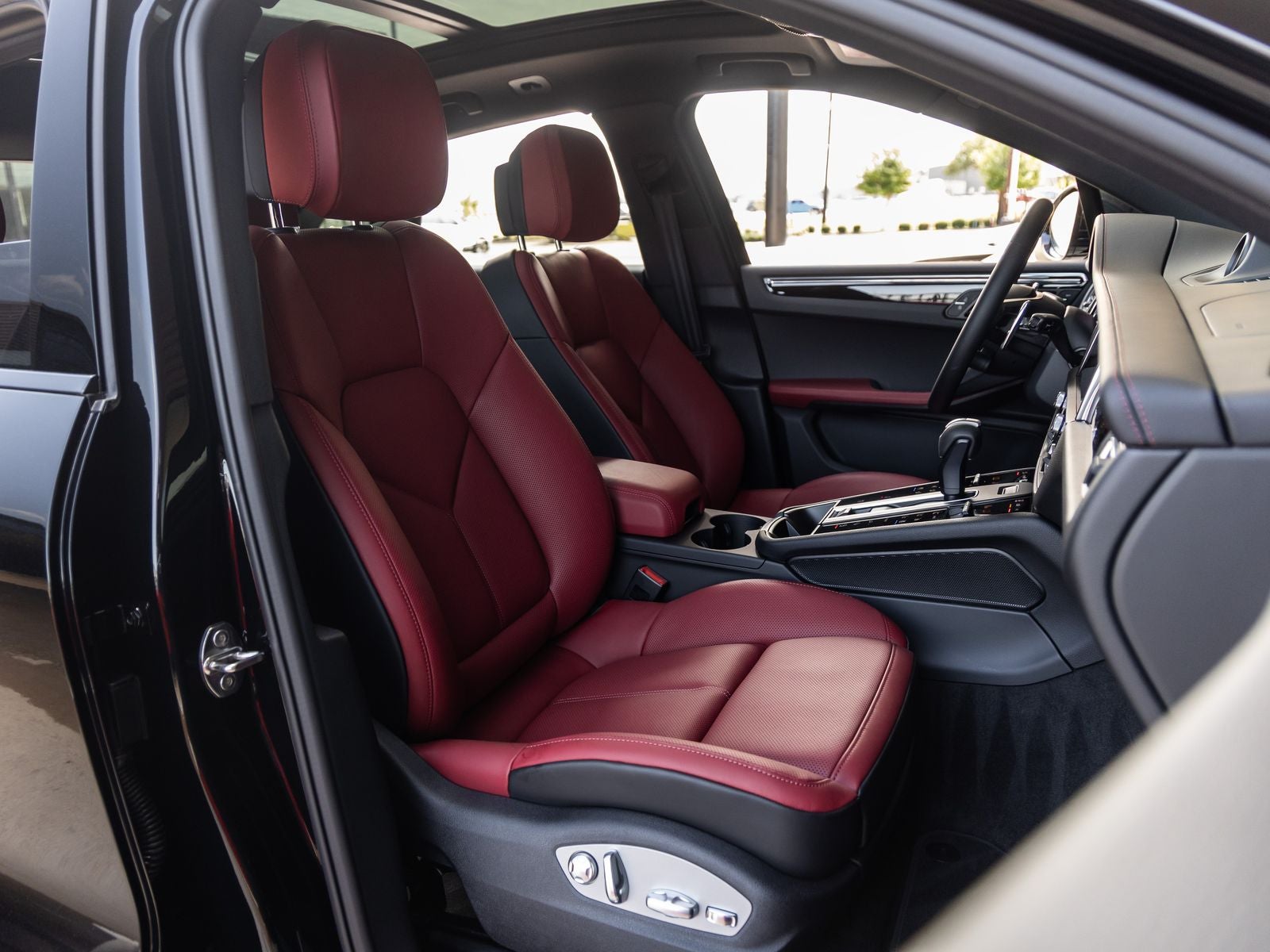 2026 Porsche Macan Macan S