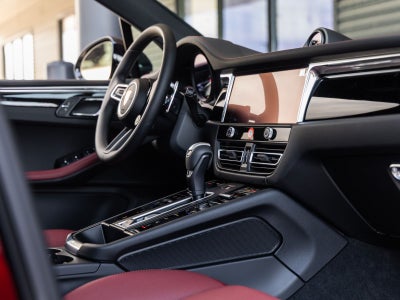 2026 Porsche Macan Macan S