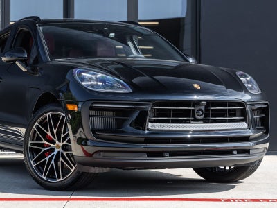 2026 Porsche Macan Macan S