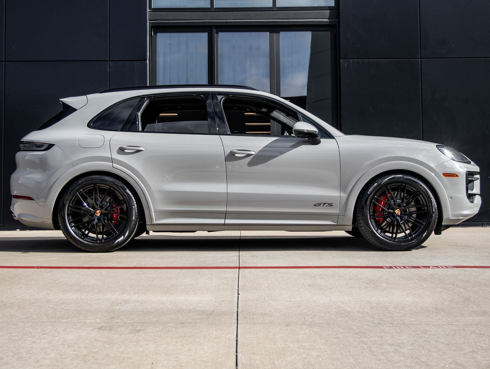 2026 Porsche Cayenne Cayenne GTS