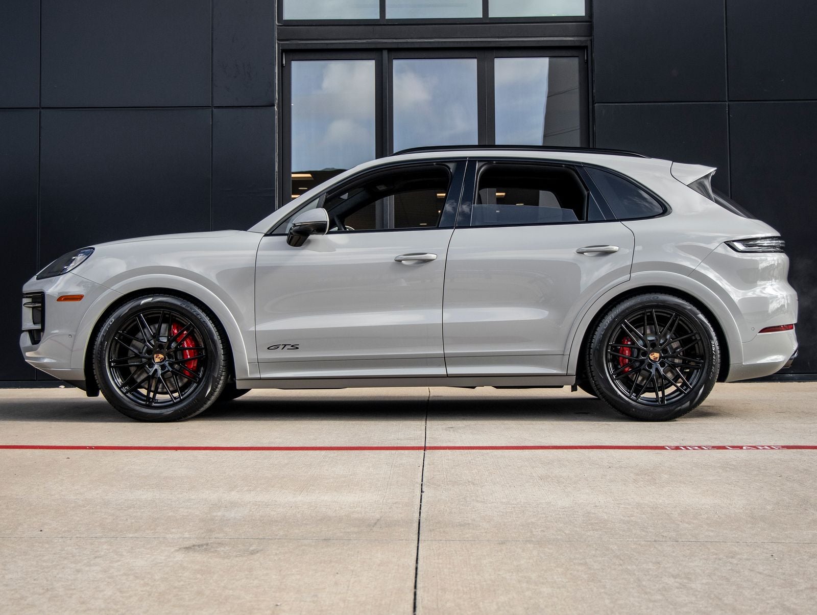 2026 Porsche Cayenne Cayenne GTS