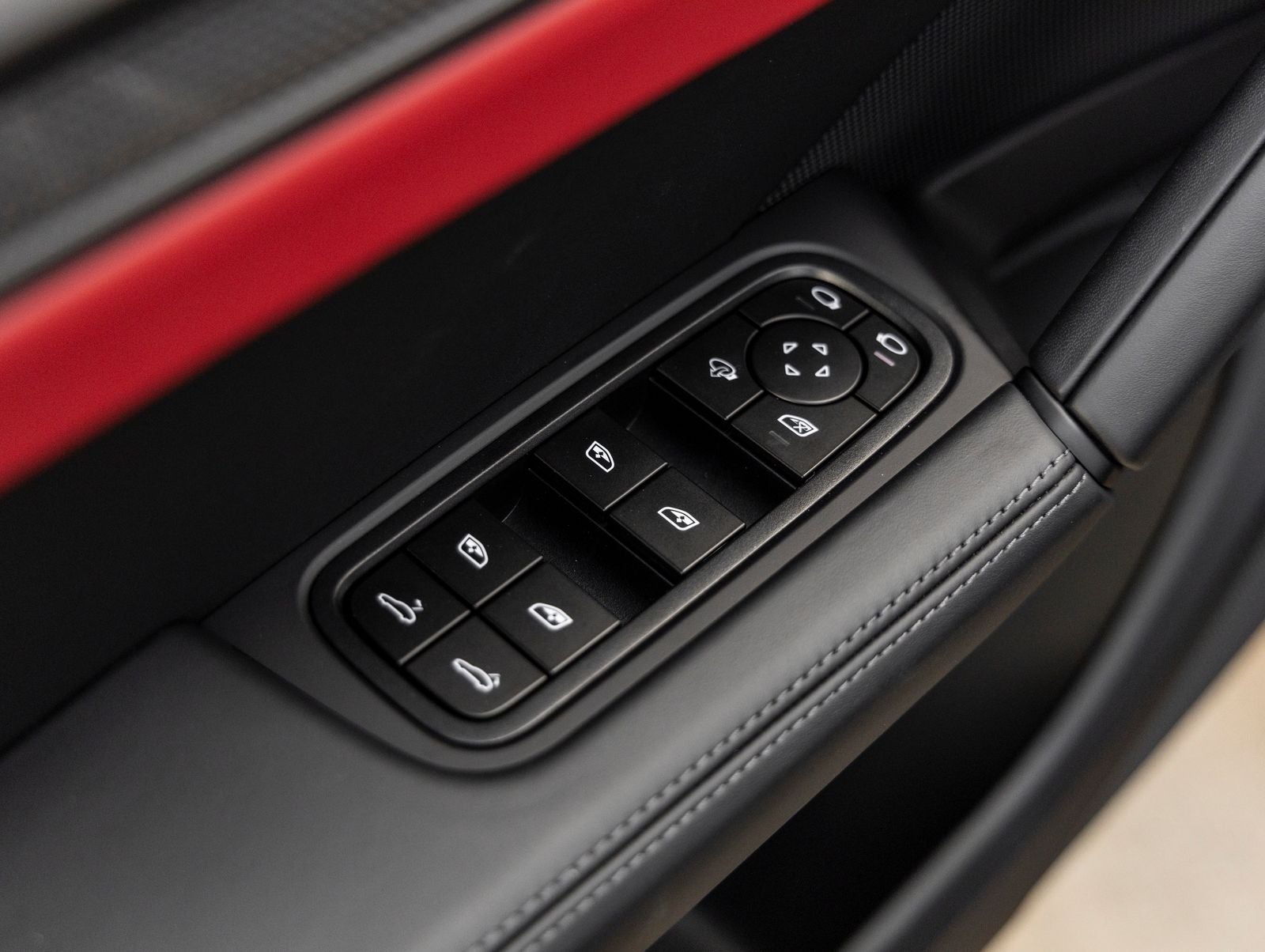 2026 Porsche Cayenne Cayenne GTS