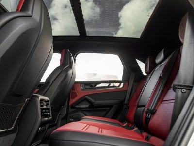 2026 Porsche Cayenne Cayenne GTS