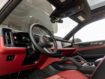 2026 Porsche Cayenne Cayenne GTS