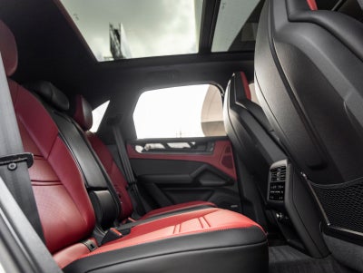 2026 Porsche Cayenne Cayenne GTS