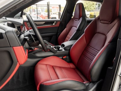 2026 Porsche Cayenne Cayenne GTS