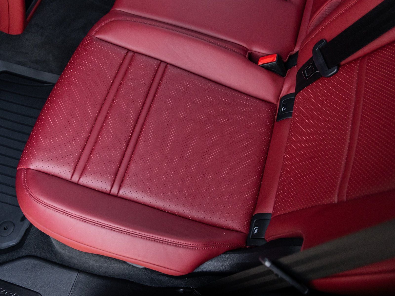 2022 Porsche Cayenne GTS