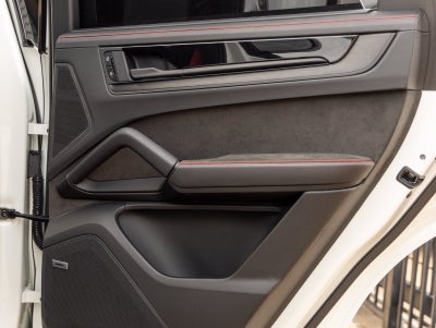 2025 Porsche Cayenne Cayenne GTS