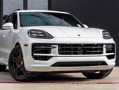 2025 Porsche Cayenne Cayenne GTS