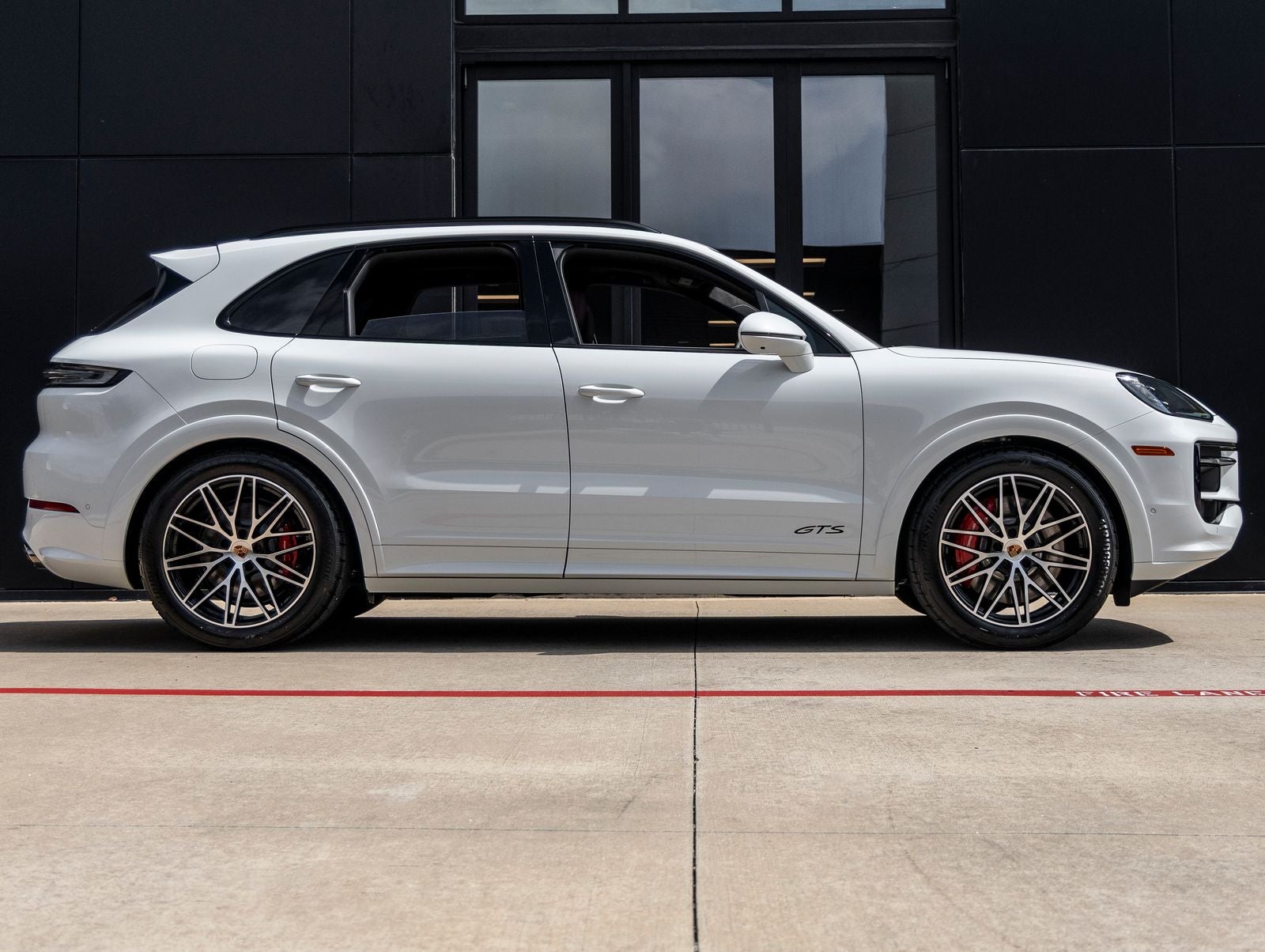 2026 Porsche Cayenne GTS