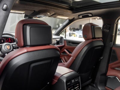2026 Porsche Cayenne GTS