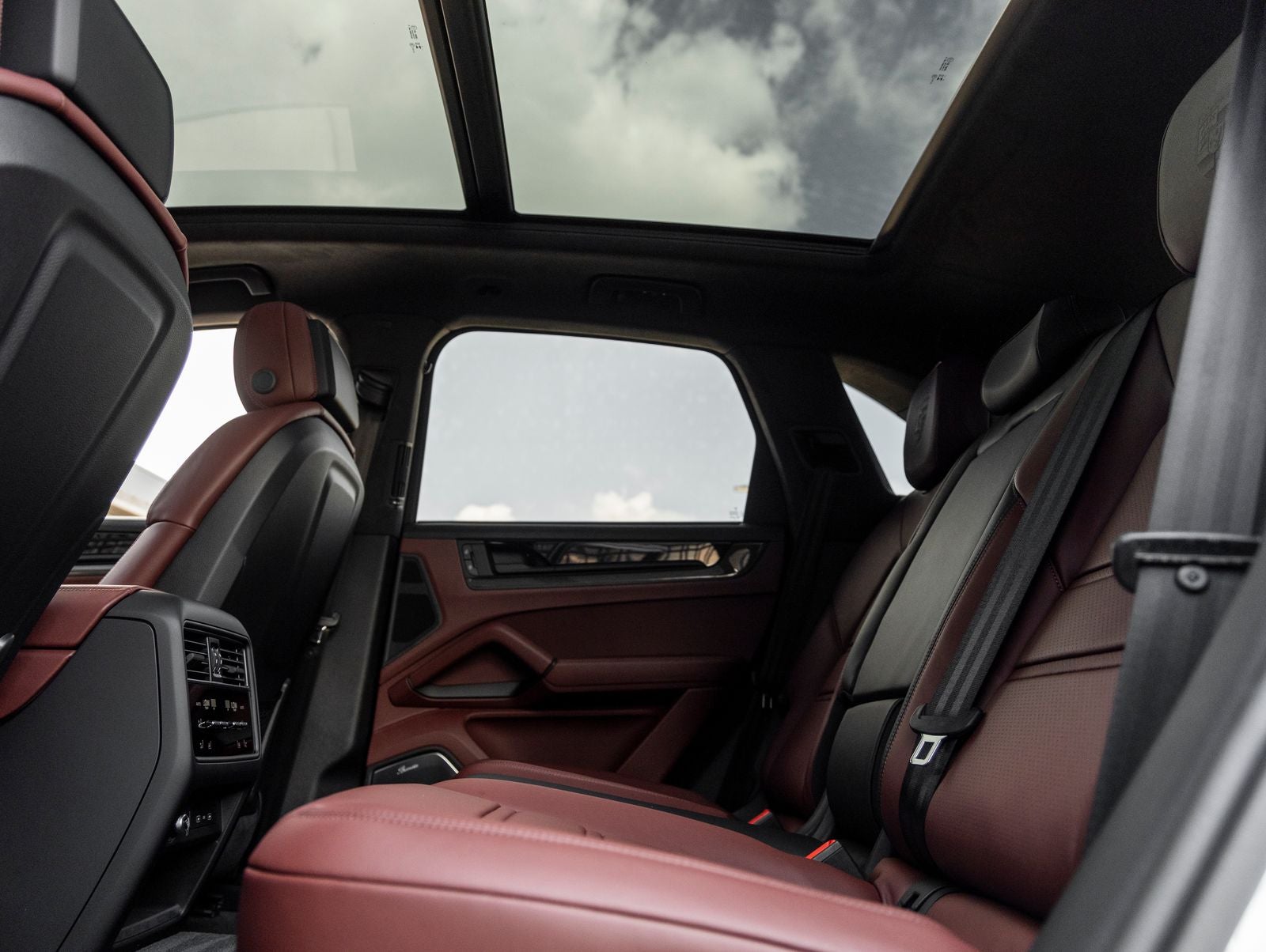 2026 Porsche Cayenne GTS