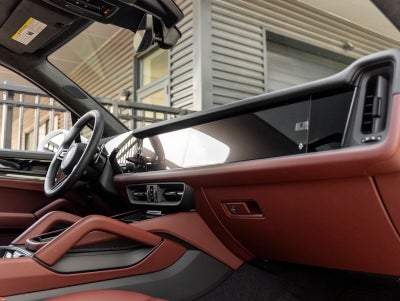 2026 Porsche Cayenne GTS