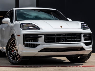 2026 Porsche Cayenne GTS
