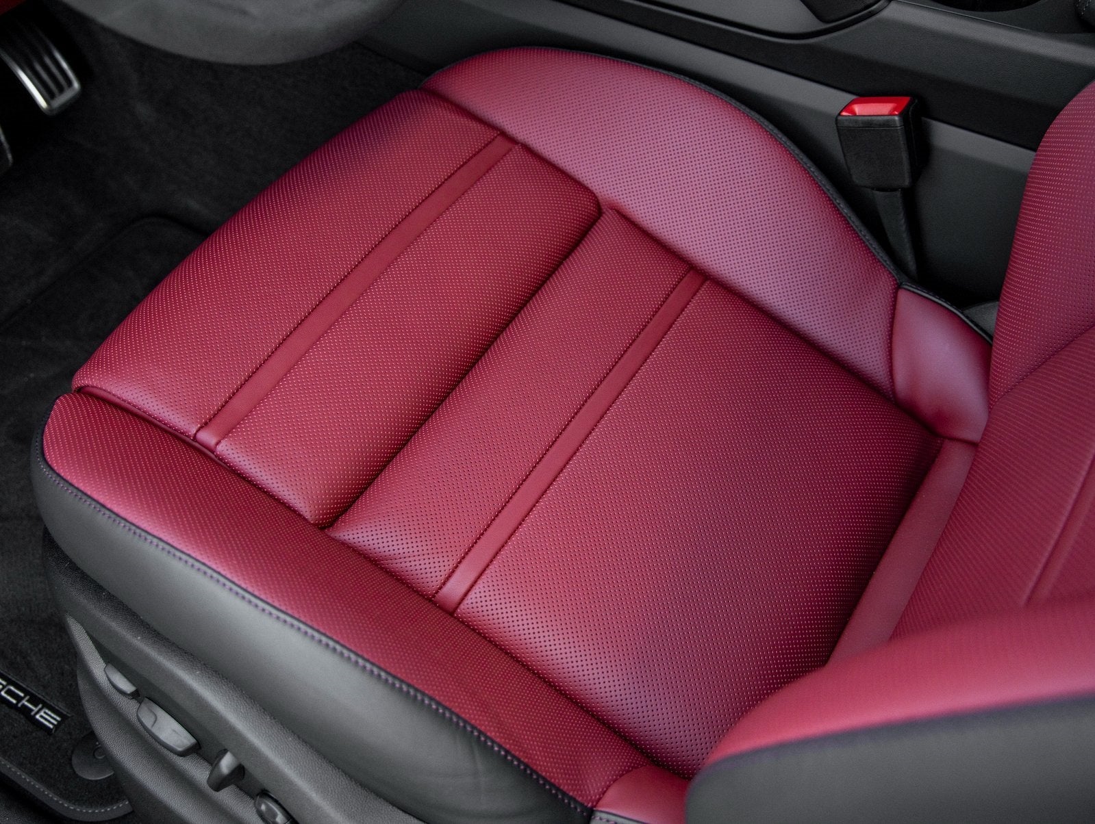 2026 Porsche Cayenne Cayenne GTS