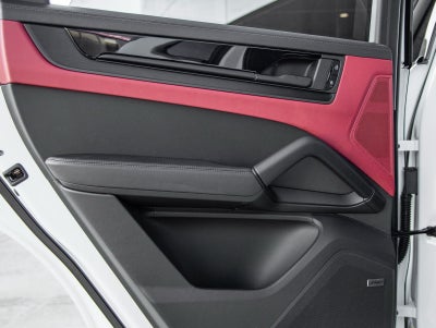 2026 Porsche Cayenne Cayenne GTS