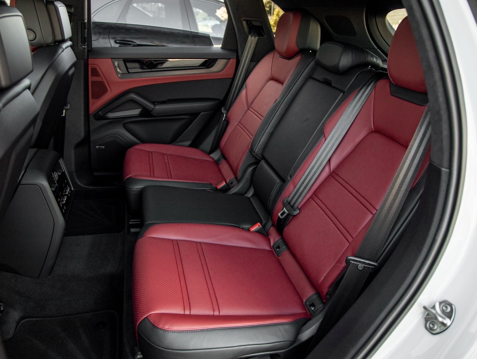 2026 Porsche Cayenne Cayenne GTS