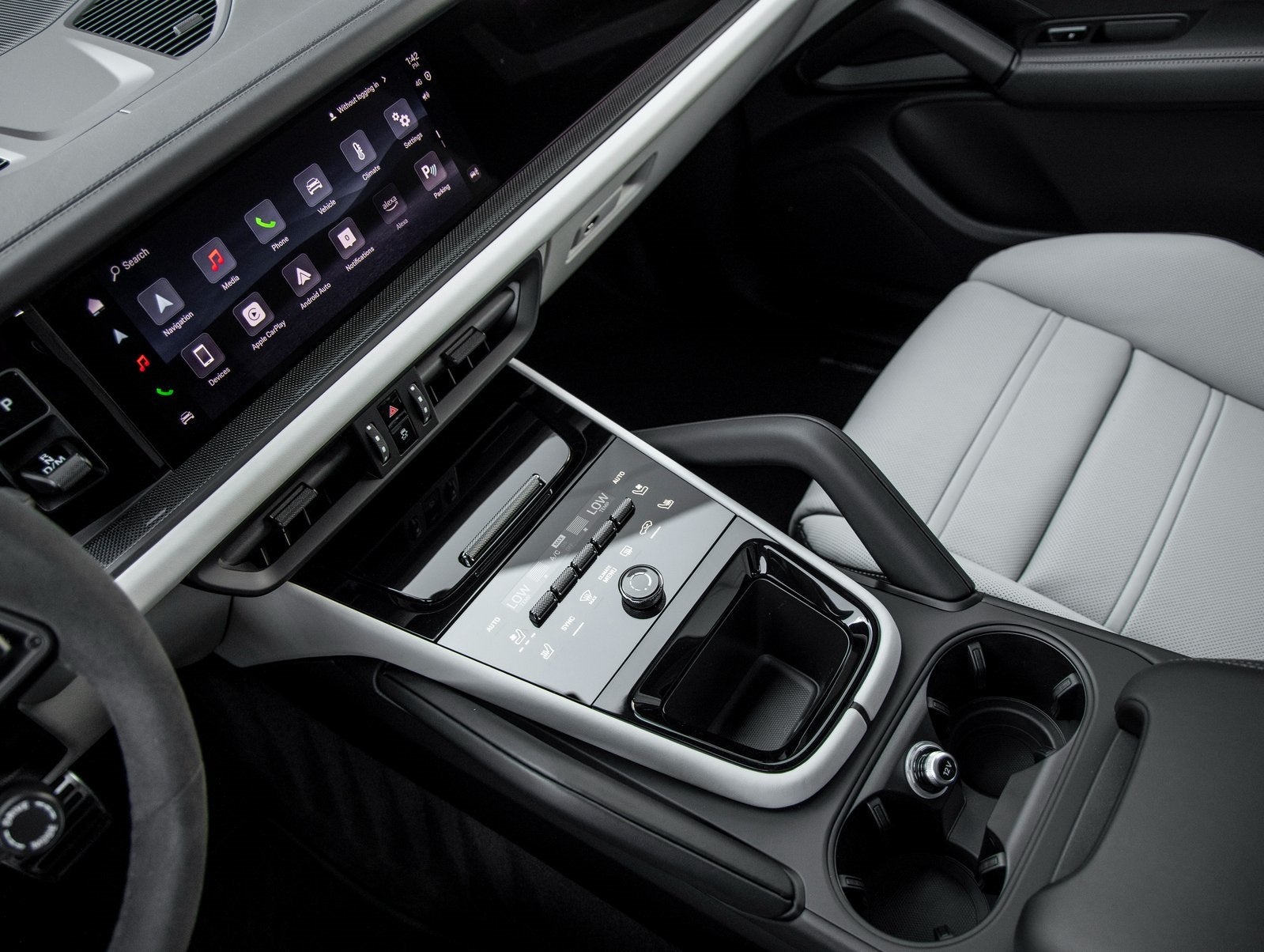 2026 Porsche Cayenne Cayenne GTS