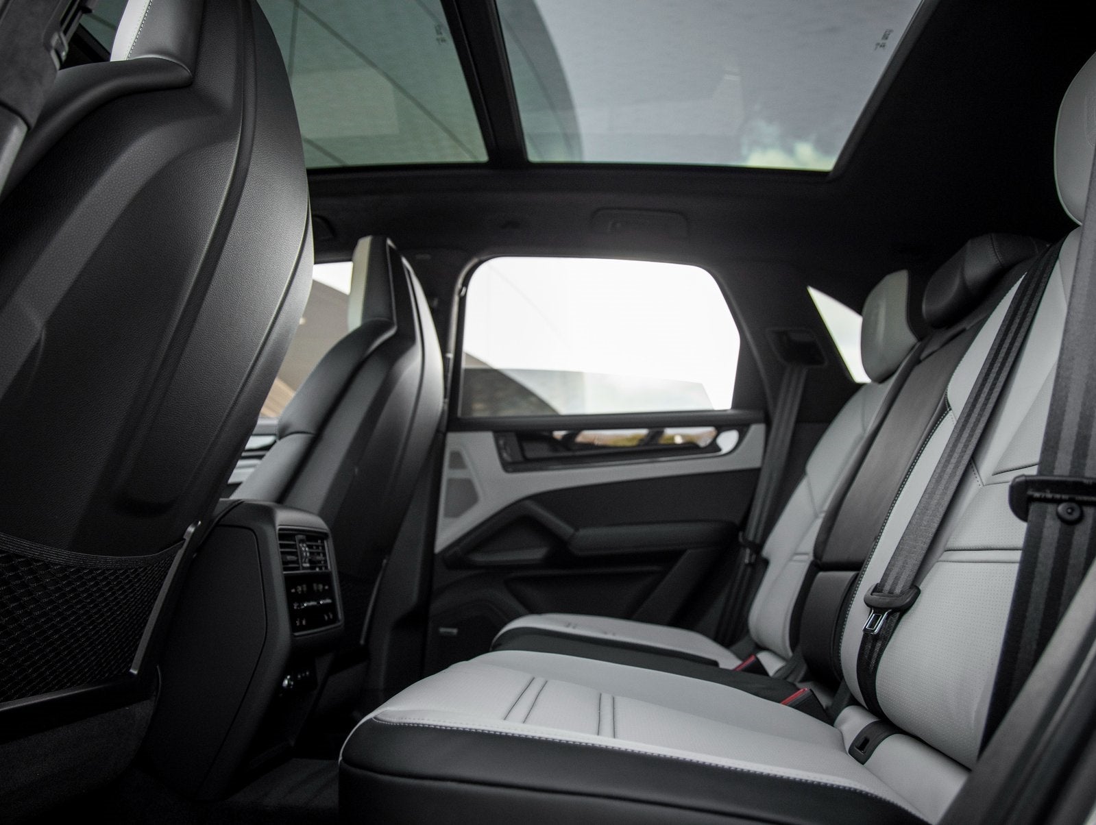 2026 Porsche Cayenne Cayenne GTS