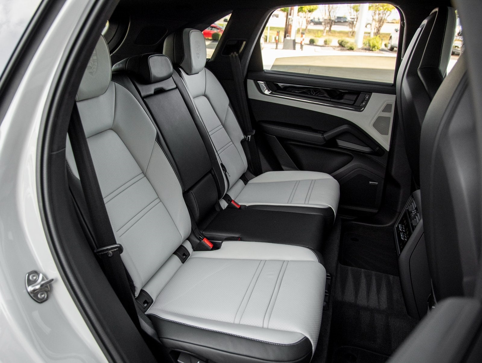 2026 Porsche Cayenne Cayenne GTS