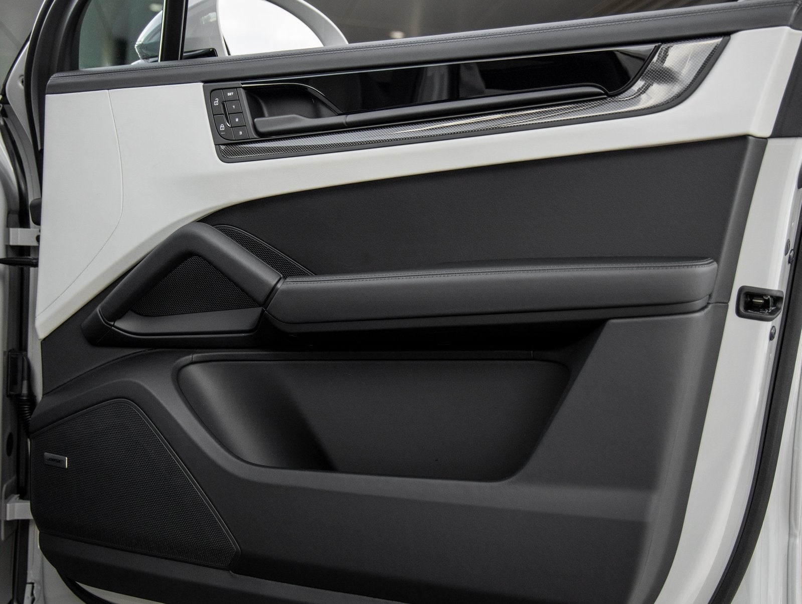 2026 Porsche Cayenne Cayenne GTS