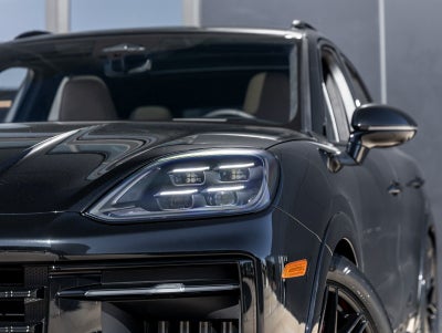 2026 Porsche Cayenne Cayenne GTS