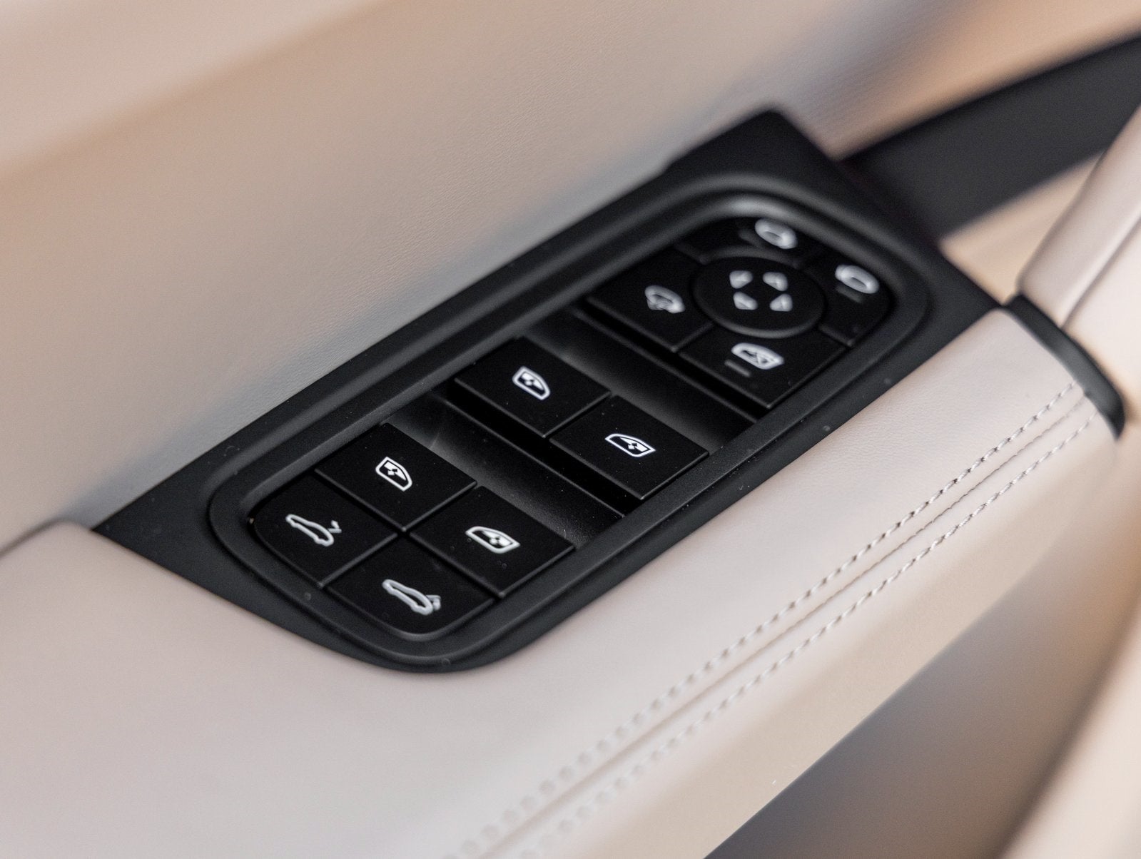 2026 Porsche Cayenne Cayenne GTS