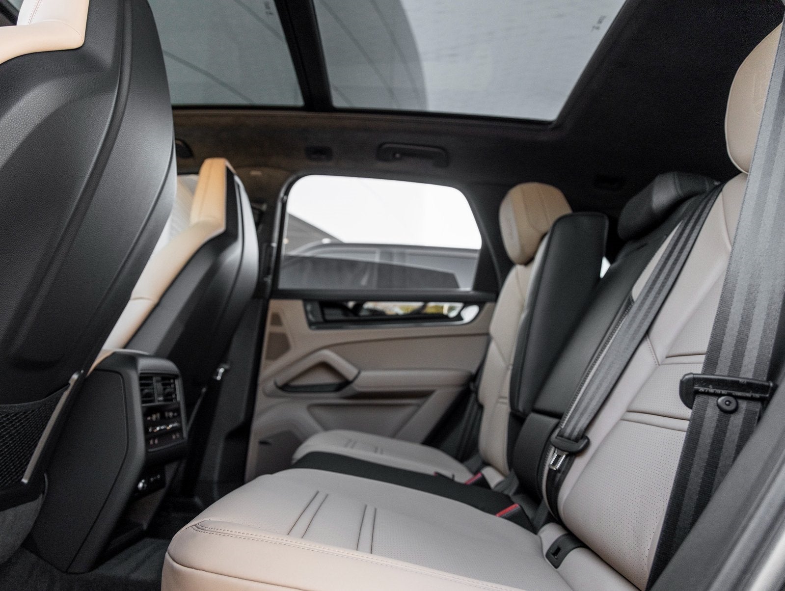 2026 Porsche Cayenne Cayenne GTS